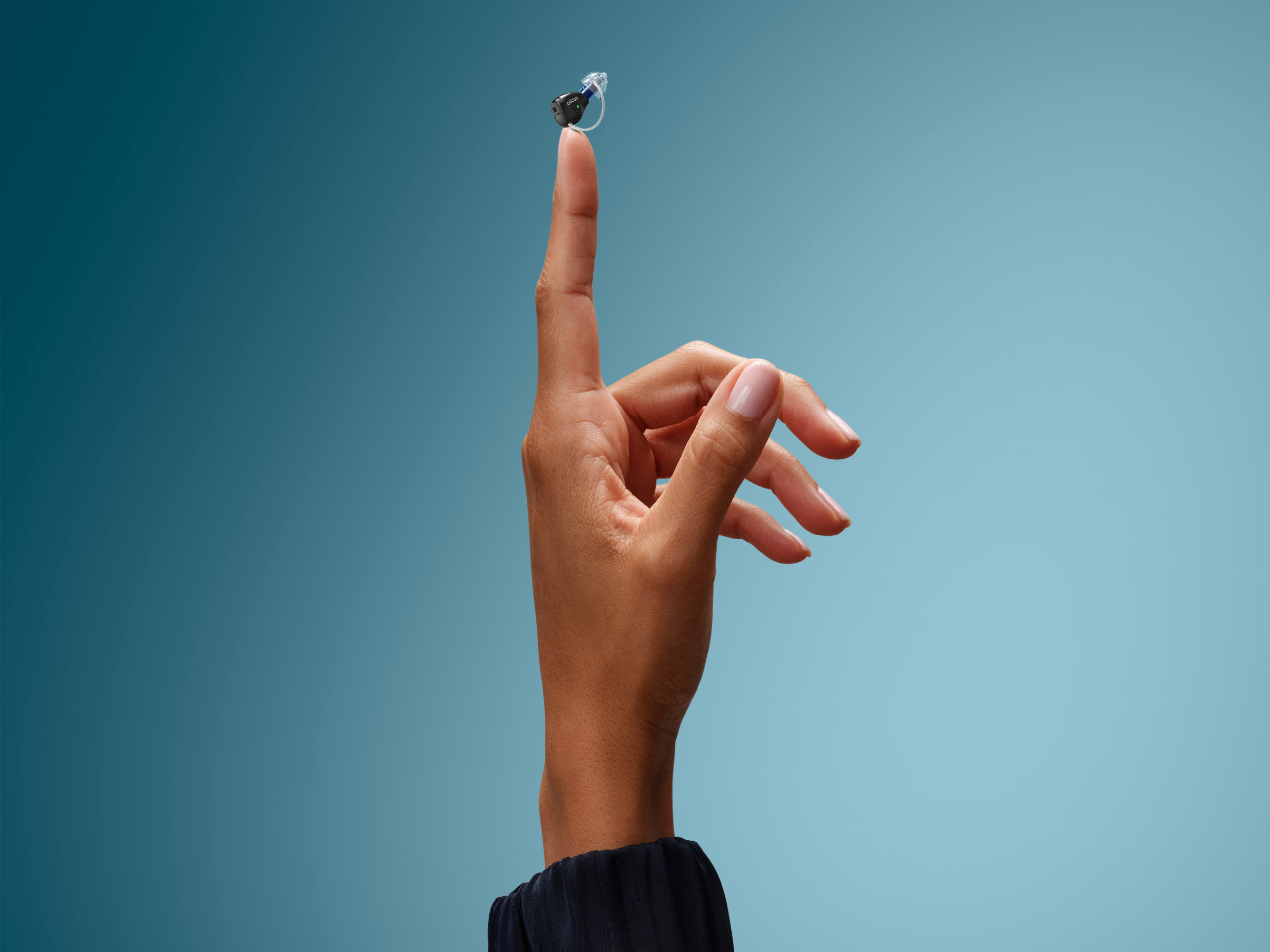 Oticon_zeal_paa_finger